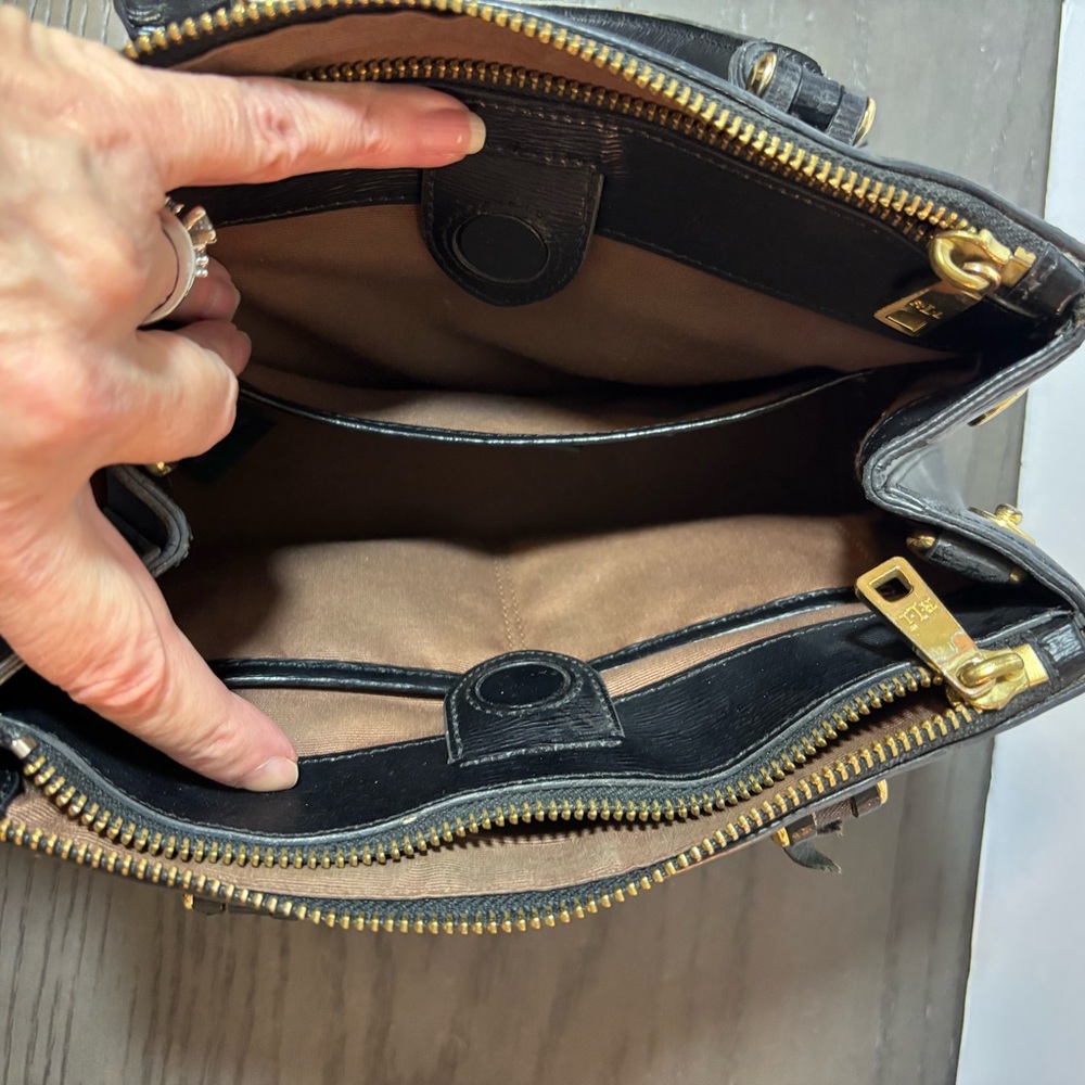 Ralph Lauren Black Leather Top-Zip Shoulder Bag with Gold Hardware - Picture 7 of 7